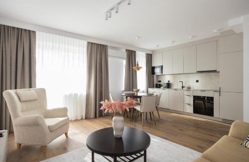 Ursynow Apartamento | Metro Kabaty Elegant Apartment by BookingHost
