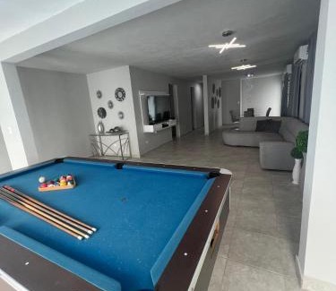 Martin Gonzalez Casa | Metro Luxury House