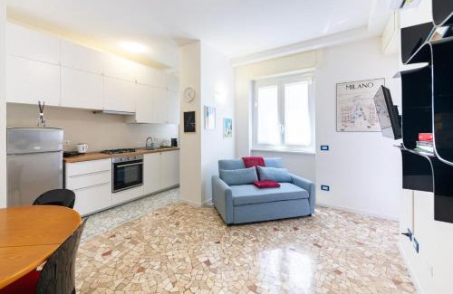 Dergano Apartamento | Metro M3 - 10 min Duomo - Cozy Apt W Balcony and AC