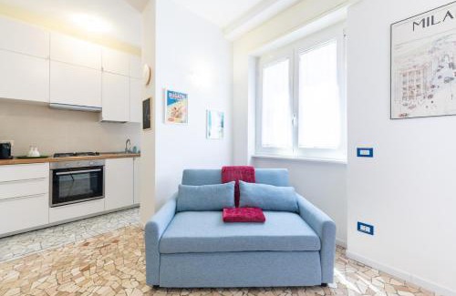 Dergano Apartamento | Metro M3 - 10 min Duomo - Cozy Apt W Balcony and AC