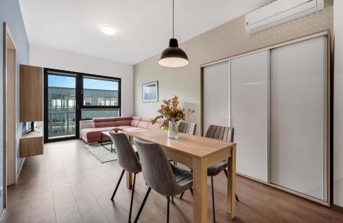 Old Town Hotel | Metropolitan Star Apart Hotel