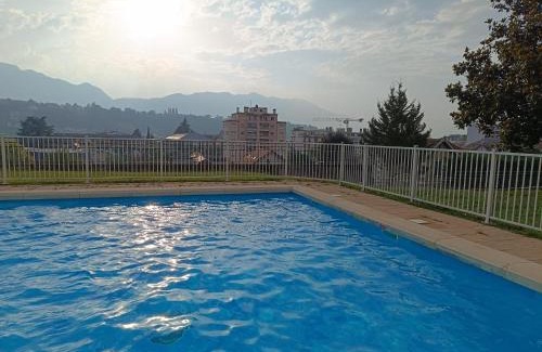 Aix-les-Bains Apartamento | Meublé 3 étoiles - PISCINE- BALCON - TENNIS