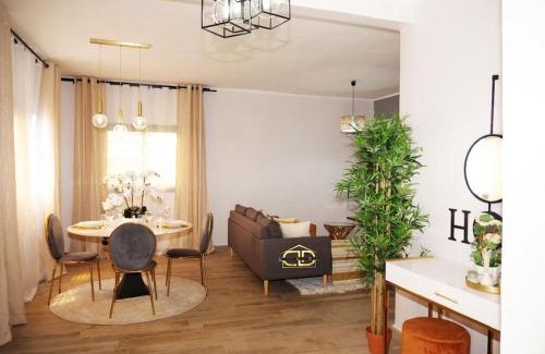Yaounde Apartamento | Meublé chic à Ahala avec groupe électrogène