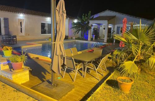 Venejan Casa | Meublé de tourisme MARTINET