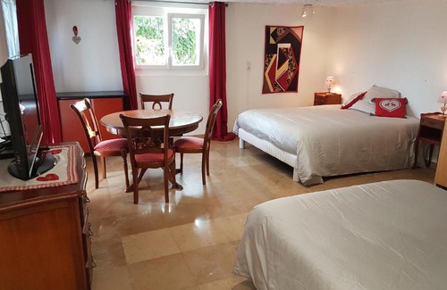 Kuttolsheim Casa | Meublé du vignoble - Piscine - Sauna - proche Strasbourg - Classé 3 étoiles