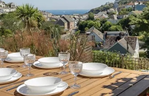 Mevagissey Casa | Mevagissey Holiday Home - sea View and Parking