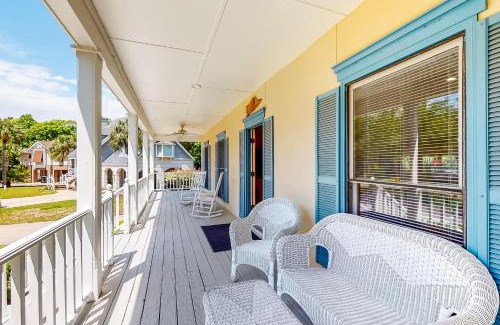 King City Casa | Mews Nest