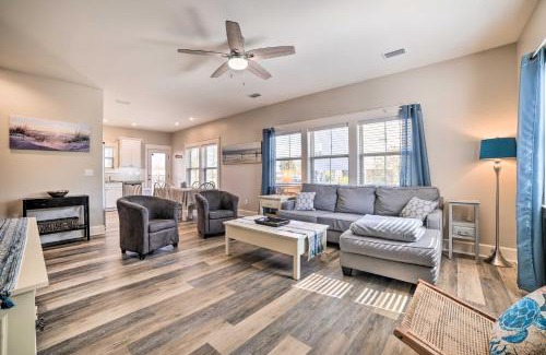 Mexico Beach Casa | Mexico Beach Getaway with Patio - Steps to Beach!
