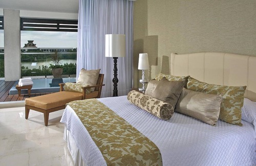Centro de Cancún Hotel | PRIMAVERA ROTURA 2018 EN LUJO DISPONIBLE AHORA!