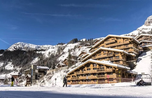Le Grand-Bornand Apartamento | MGM Hotels & Residences - Residence Le Roc des Tours **** - Prestige 3-Room Apartment for 6 People with Mountain View