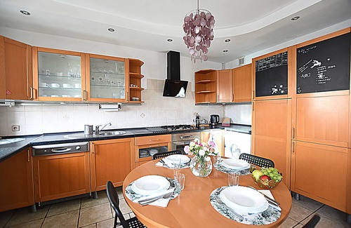 Bronowice Casa | Mhost Bronowice