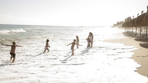 Sitio de Calahonda Apartamento | MI CAPRICHO C16 Beachfront Apartment