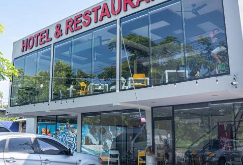 San Luis Talpa Hotel | Mi Tierra Hotel y Restaurante Aeropuerto SAL