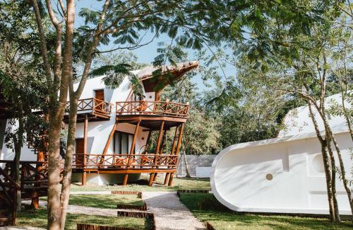 Othón P. Blanco Hotel | Mia Bacalar Luxury Resort & Spa