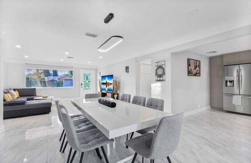 Imperial Point Casa | "MIA GETAWAY!" 4BR 2100Sqft in Fort Lauderdale