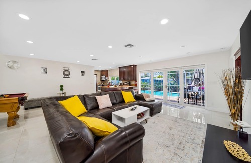 Garden Isles Casa | "MIA Harbor"! 4BR 2200Sqft in Pompano Beach
