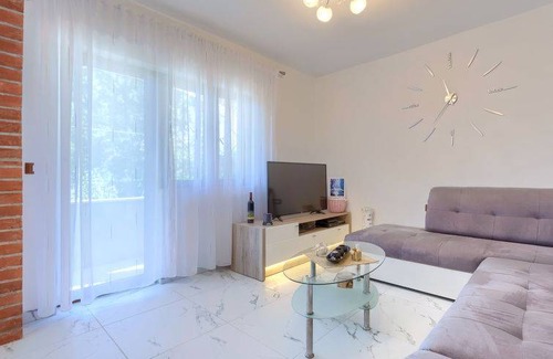 Rezanci Casa | Mia