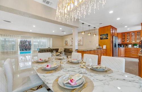 Lauderdale-by-the-Sea Casa | "MIA Lauderdale-by-the-sea!" 5BD 2500 Sqft