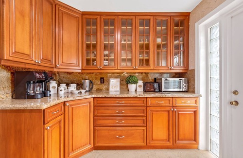 Lauderdale-by-the-Sea Casa | "MIA Lauderdale-by-the-sea!" 5BD 2500 Sqft