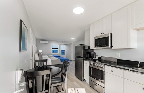 Nags Head Hotel | Mia's Boutique Hotel