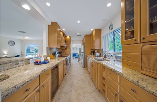 South Corals Casa | "MIA VILLA"! 4BR Ft Lauderdale oversize heated Pool