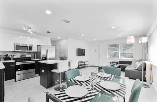 Buena Vista Apartamento | MIA(YOH) - 115 NE 53rd St (2B)