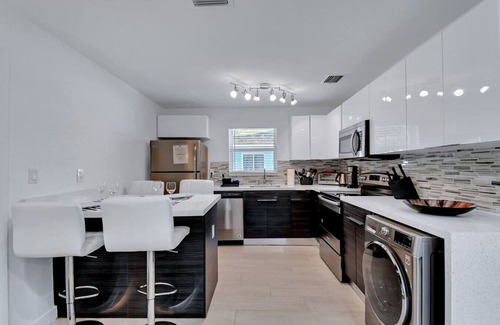 Buena Vista Apartamento | MIA(YOH) - 117 NE 53rd St (2B)