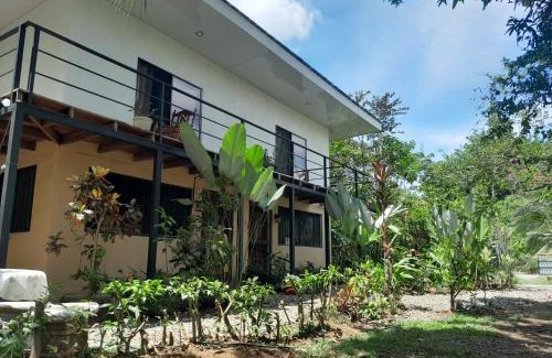Puerto Jiménez Casa | Miah house