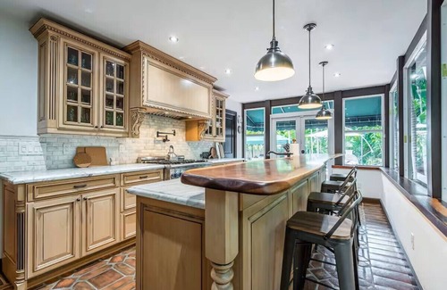 Northeast Miami Villa | Miami Best Pool Villa,10 ppl, Close to the beach