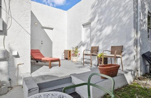 Buena Vista Casa | Miami Cheerful 4 bedroom home with free parking