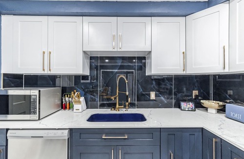 Liberty City Casa | Miami Chic Hideaway: Near Wynwood & Downtown - Yard, Grill, & Games