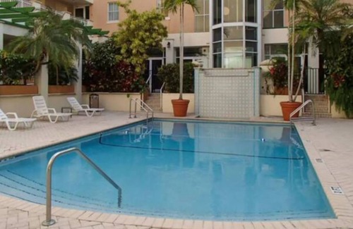 South Miami Casa | Miami,Coral Gables-Comfort, Convenience,Relax,Fun!