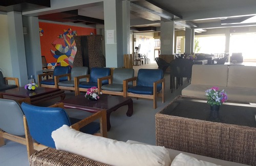 Morong Hotel | Miami Heat Beach Resort