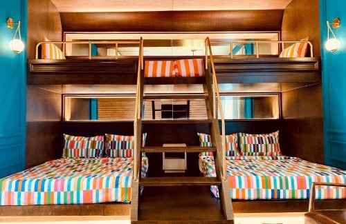 Nana Hotel | Miami Hotel Bangkok