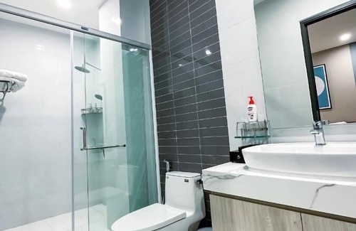 Uong Bi Hotel | Miami hotel