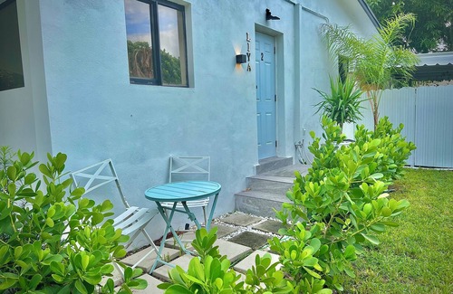 Westchester Apartamento | Miami luxury | 1BA | 2 Queen Beds |