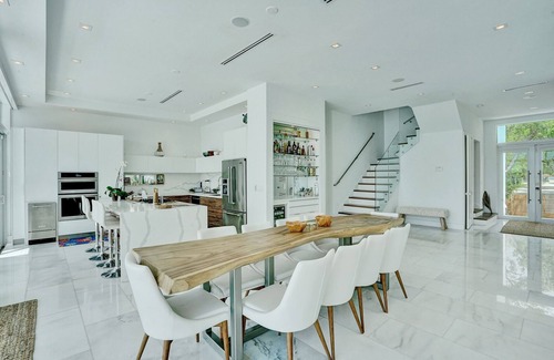 North Bay Village Casa | Casa moderna frente al mar