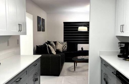 West Little River Casa | Miami Nights