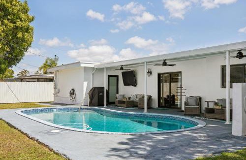 Westchester Casa | Miami Oasis, Spacious 4-Bedroom Home with Pool