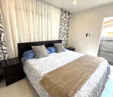 Allapattah Casa | MIAMI ROOMs
