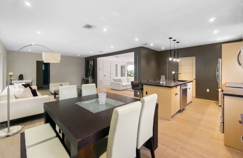 Biscayne Park Casa | Miami Shores -brand new villa - Pool