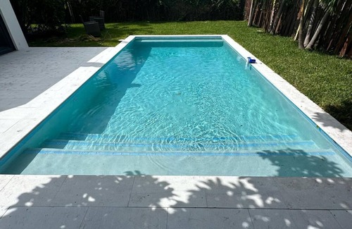 Biscayne Park Casa | Miami Shores -brand new villa - Pool