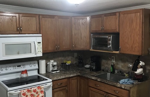 Hialeah Gardens Casa | MIAMI VACATIONAL 20122 4BED-2BATH