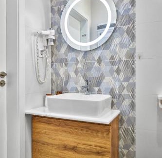 Burgas Center Apartamento | Miami Vibe by EstateAutomata