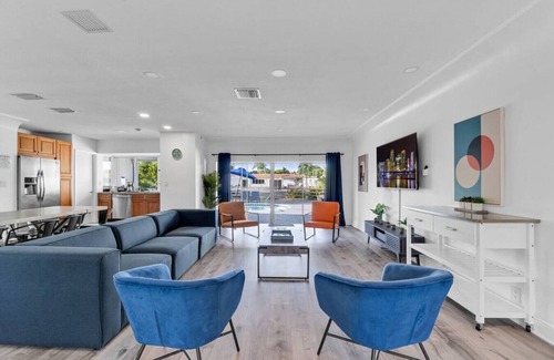 Ojus Casa | Miami Waterfront w/Heated Pool-Great for Families!