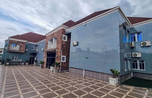 Enugu Apartamento | Mic - Della Apartment