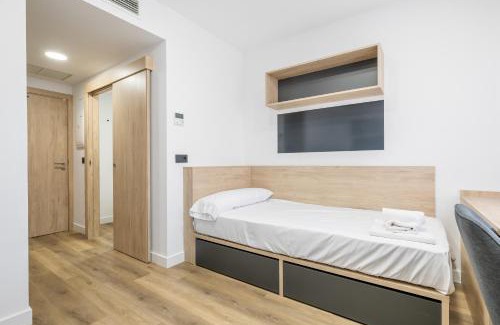 Fuencarral Otro | Micampus Manuel Tovar 6 Student Residence
