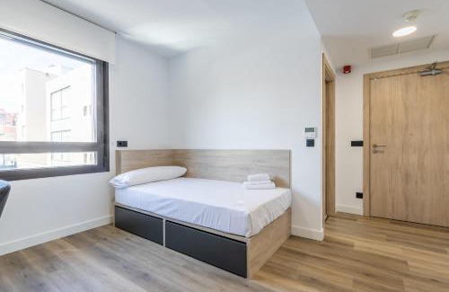 Fuencarral Otro | Micampus Manuel Tovar 6 Student Residence