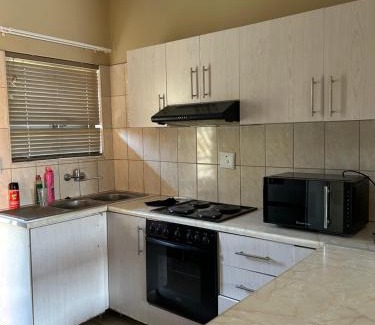 Ongwediva Apartamento | MicasaKollections - Villa Ndaafa