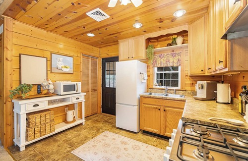 Biglerville Cabina | Michaux Forest Retreat